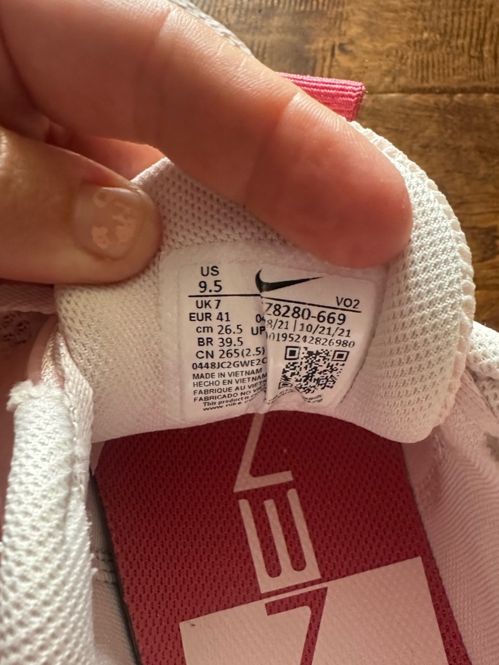 Nike Metcon Seven shoes - Picture 4 of 10